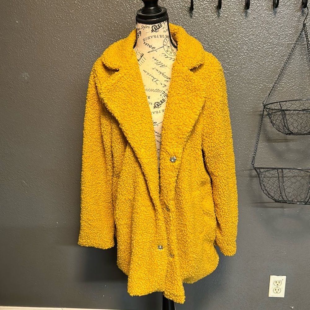 Lightweight Yellow Jacket - image 1